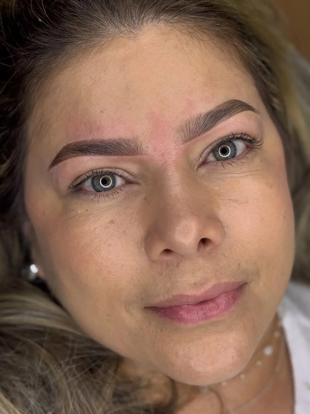 Resultado de micropigmentación de cejas por Alexa Soto